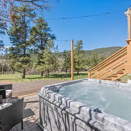 Villa Near Red Rocks With Hot Tub, Fire Pit And Views